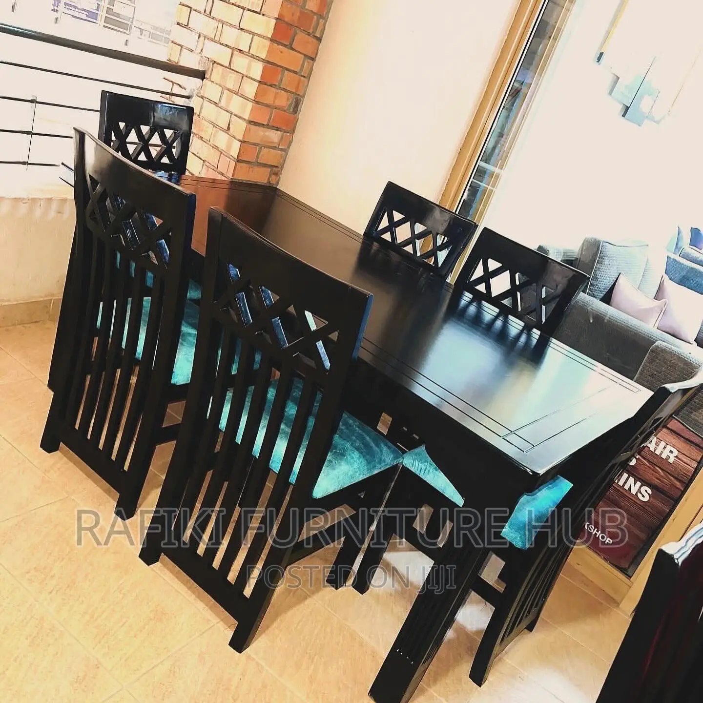 Wooden Dinning Table / 6seaters / Best / Furniture / Dining