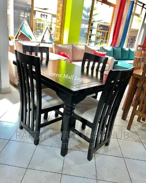 Wooden Dinning Table / 4seaters / Best / Furniture/ Dining