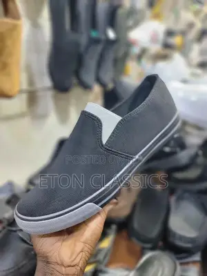 Photo - Black Plain Convince Casual Sneakers