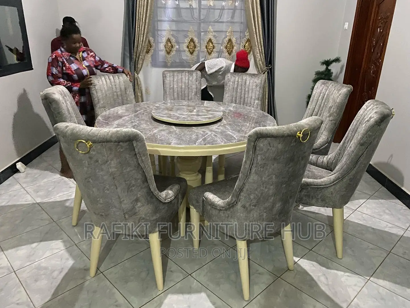Wooden Dinning Table / 8seaters / Best / Furniture / Dining