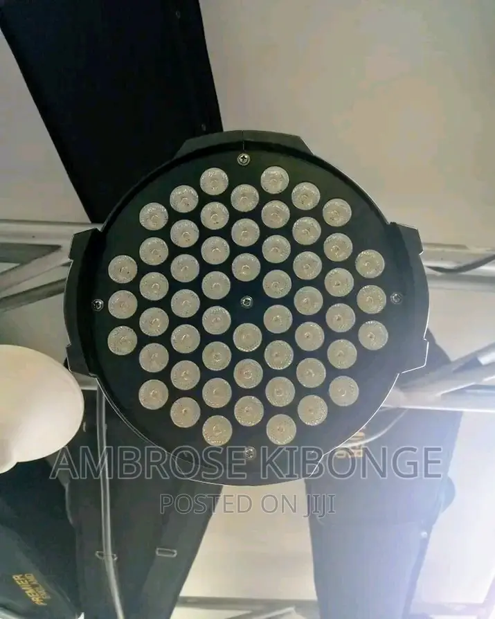 LED Power Can Lights Power 240volts Signal Stage/Disco Light