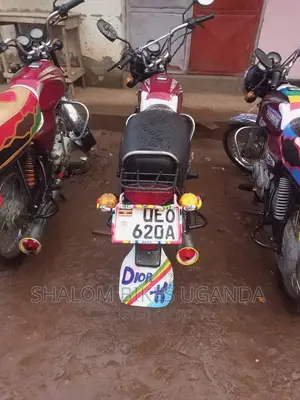 Bajaj Boxer 2019 Red