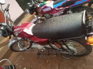 Bajaj Boxer 2019 Red