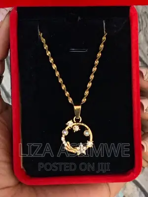 Lady’S Necklaces