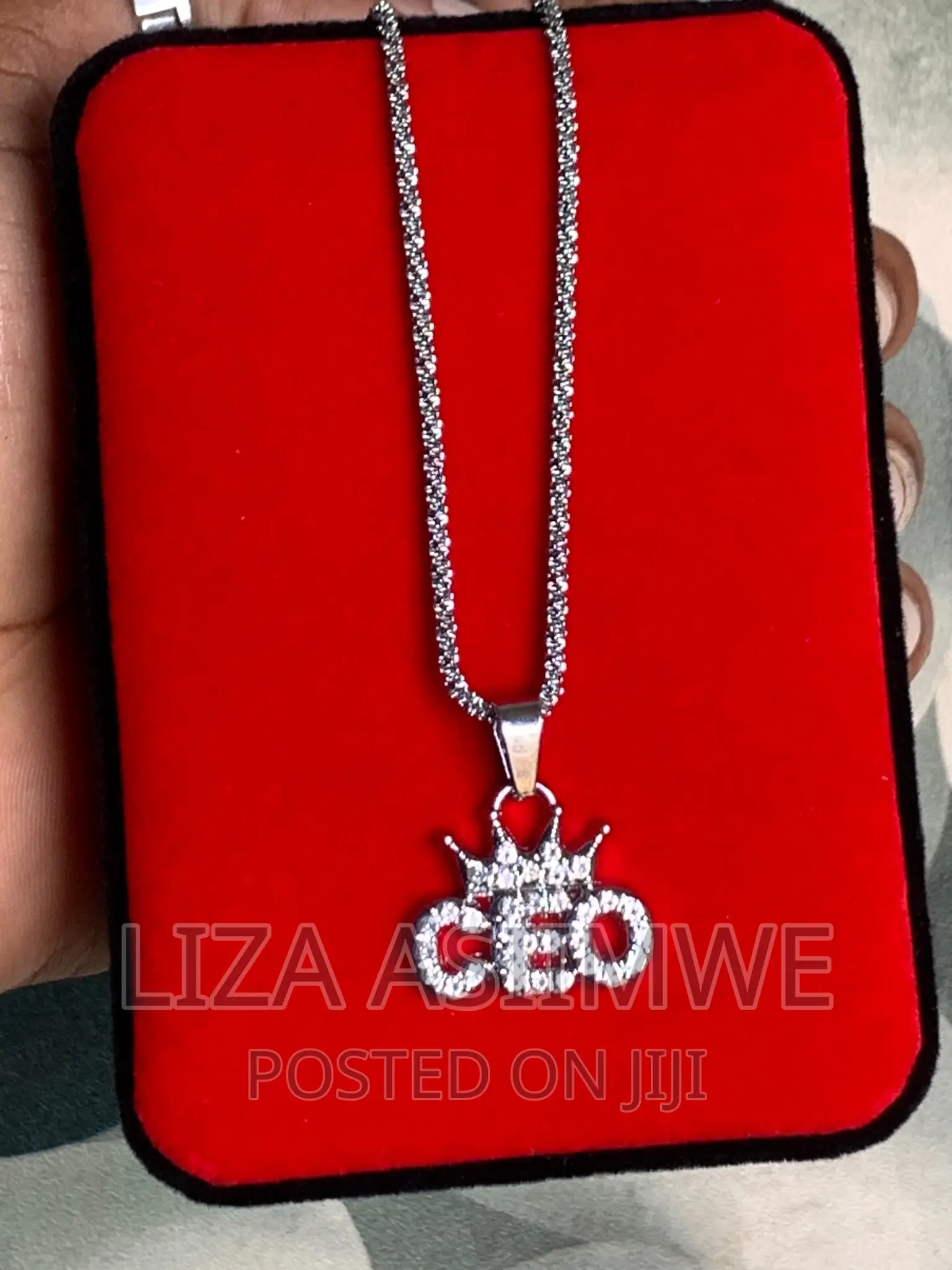 Simple Unisex Necklaces