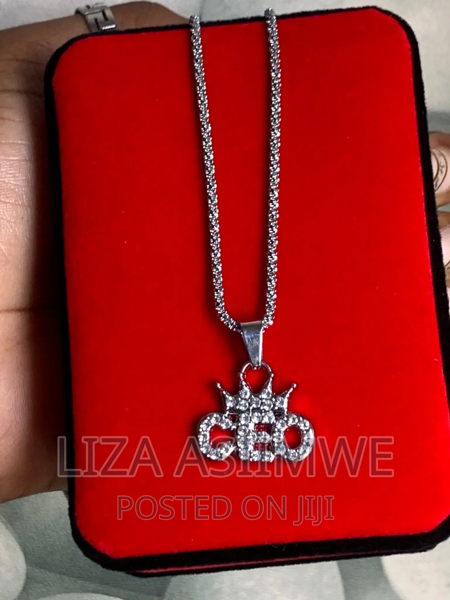 Simple Unisex Necklaces