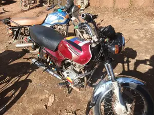 Bajaj Boxer 100 2016 Red