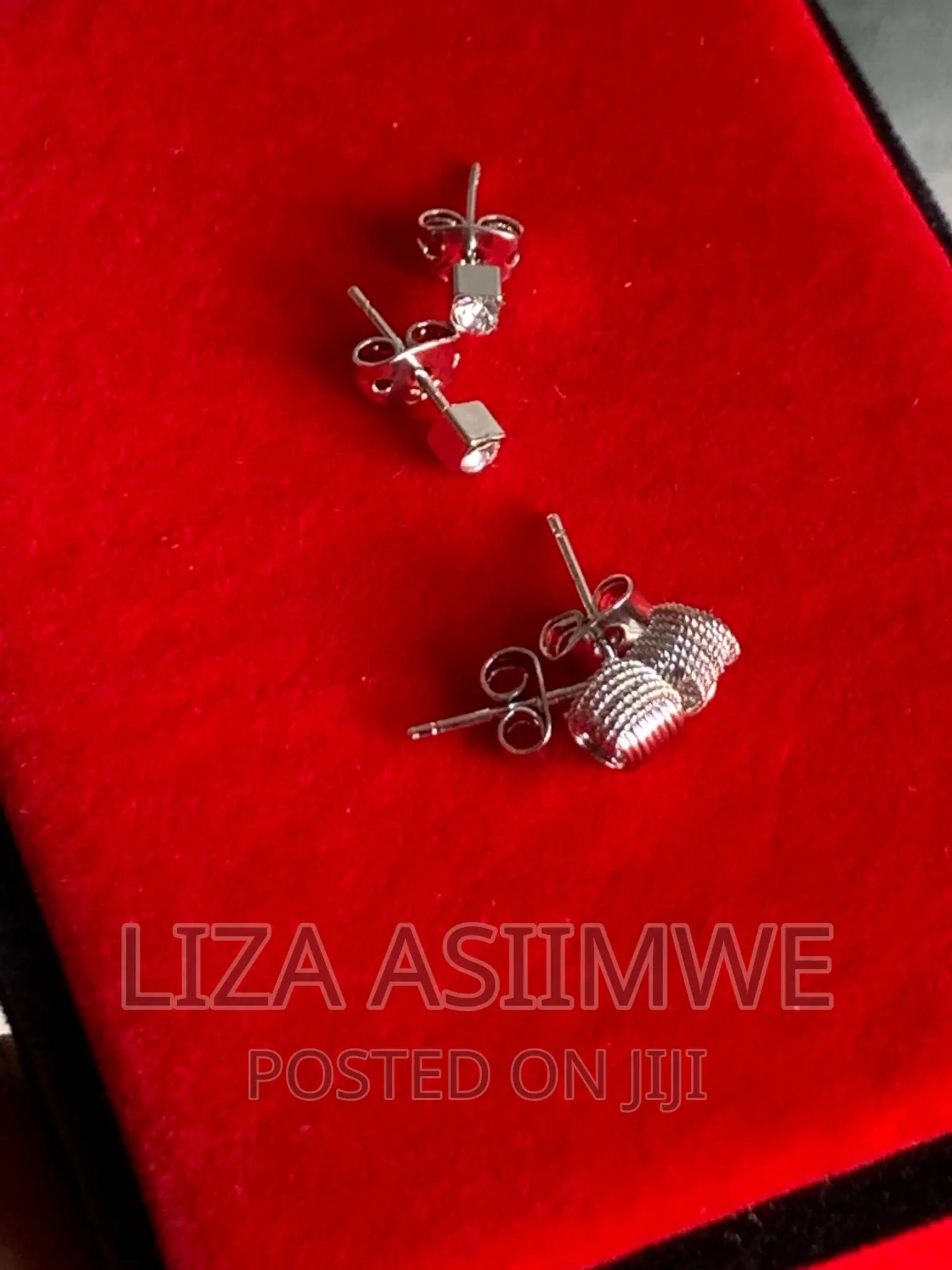 Simple Earpins