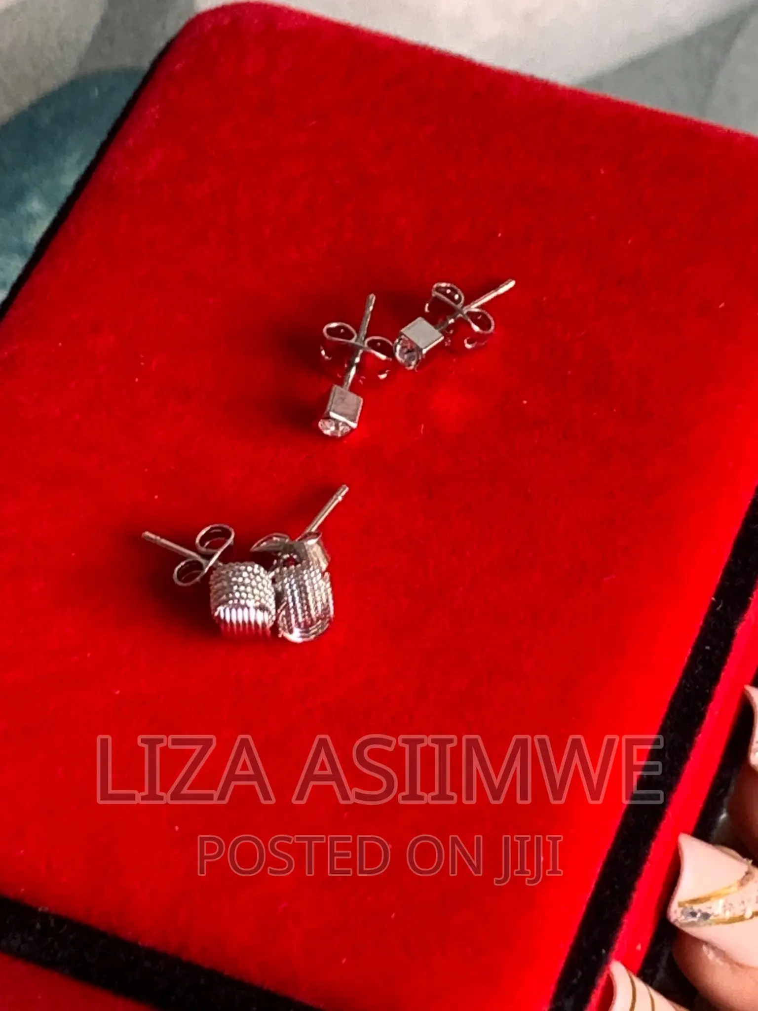 Simple Earpins