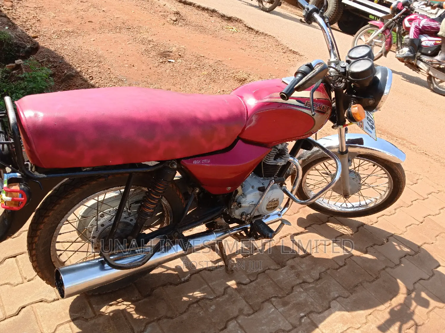 Bajaj Boxer 100 2023 Red