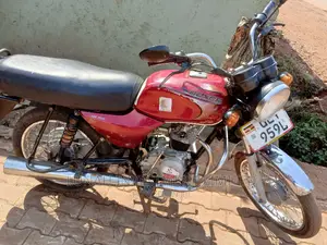 Bajaj Boxer 2023 Red