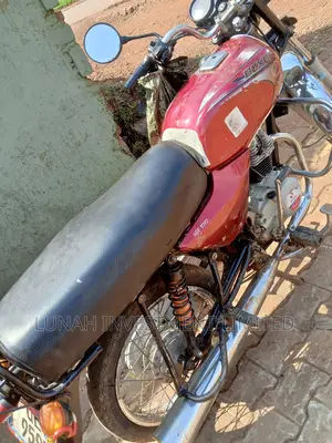 Bajaj Boxer 2023 Red