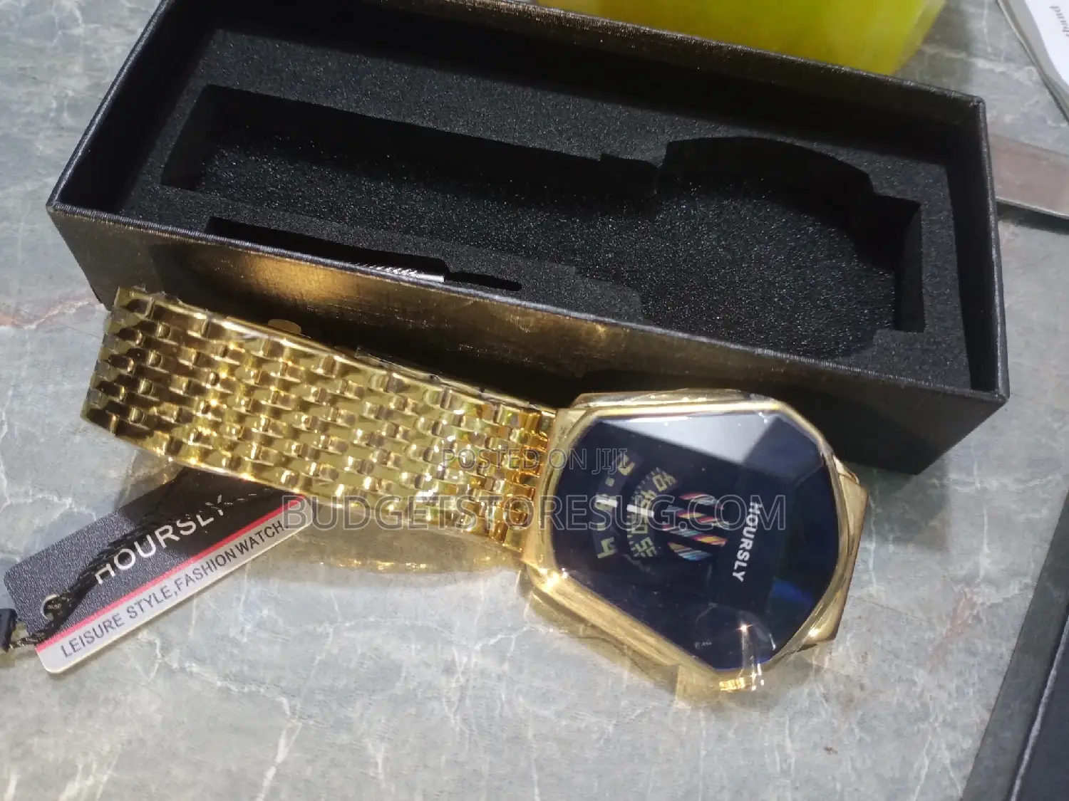 Brad New Hoursly Watch