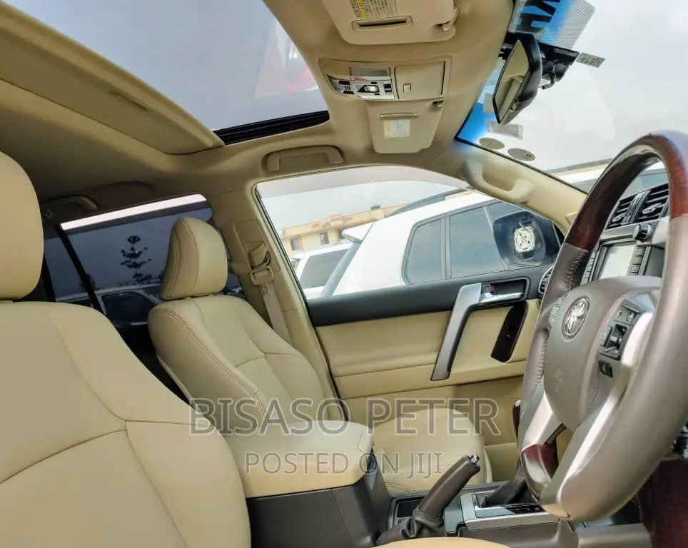 Toyota Land Cruiser Prado 2.7 2017 White