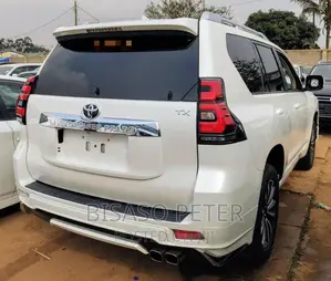 Toyota Land Cruiser Prado 2.7 2017 White