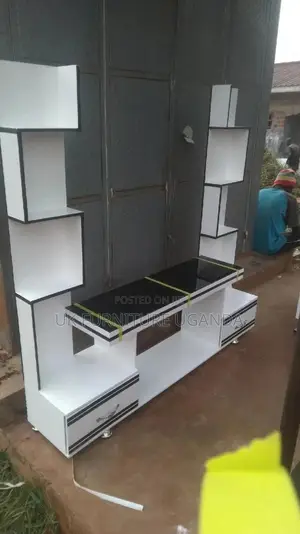 Tv Stand/Tv Stand/Tv Stand White and Black Available