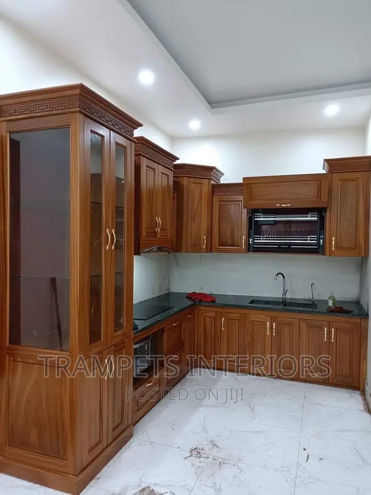 Kitchen Cabinet / Vanished Wooden Cabinet