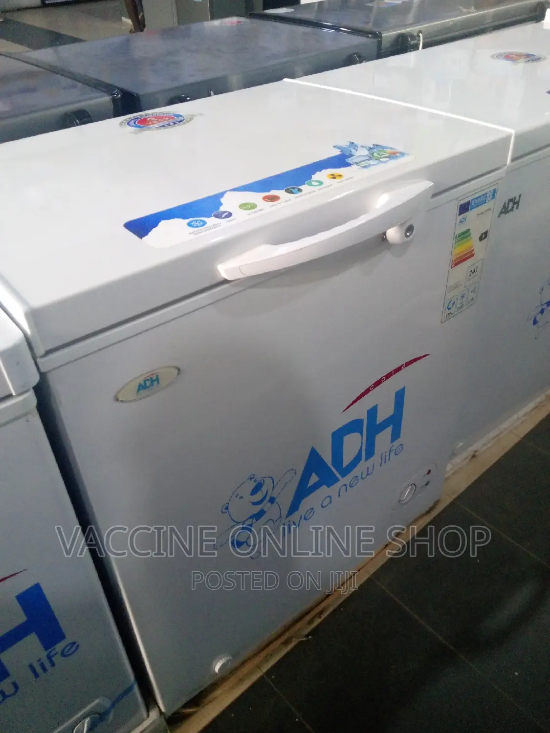 ADH Solar Deep Freezer 150L /ADH Solar Freezer 150L