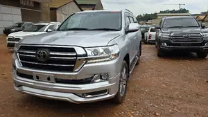 Toyota Land Cruiser 2022 Silver