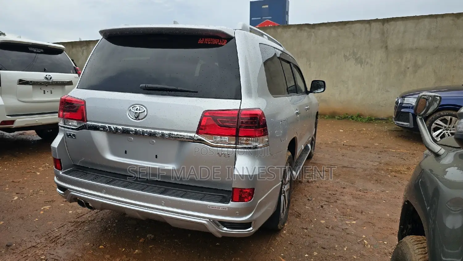 Toyota Land Cruiser 2022 Silver