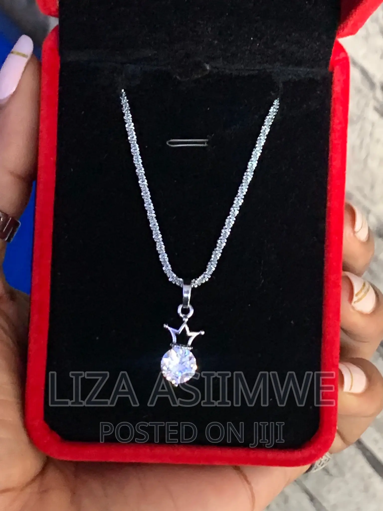 Lady’S Necklaces