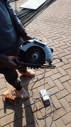 Circular Saw in 7 and 9 Inch