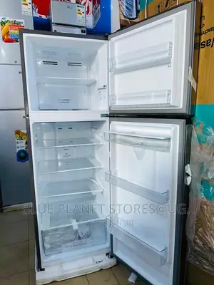 HISENSE 419litres Double Door Refrigerator With Dispenser.
