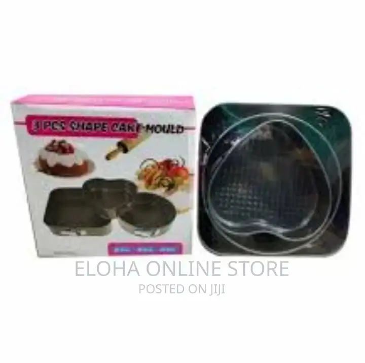 3 PCS Heart Shape Baking Pan Moulds