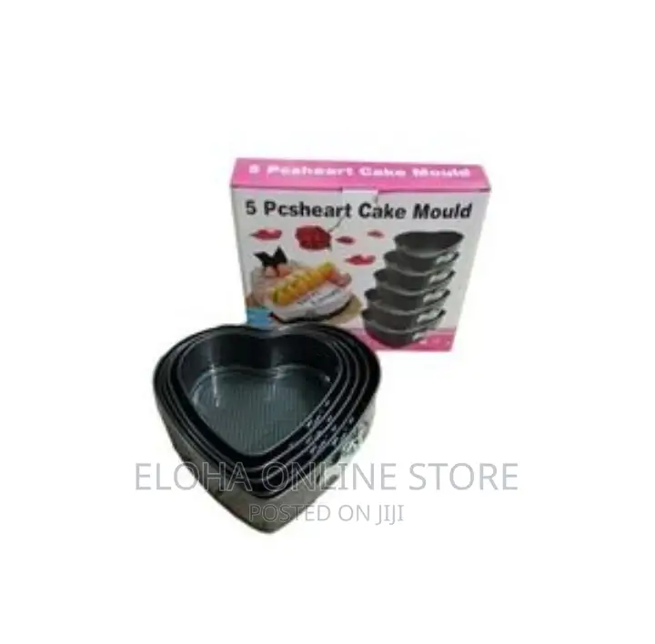 3 PCS Heart Shape Baking Pan Moulds