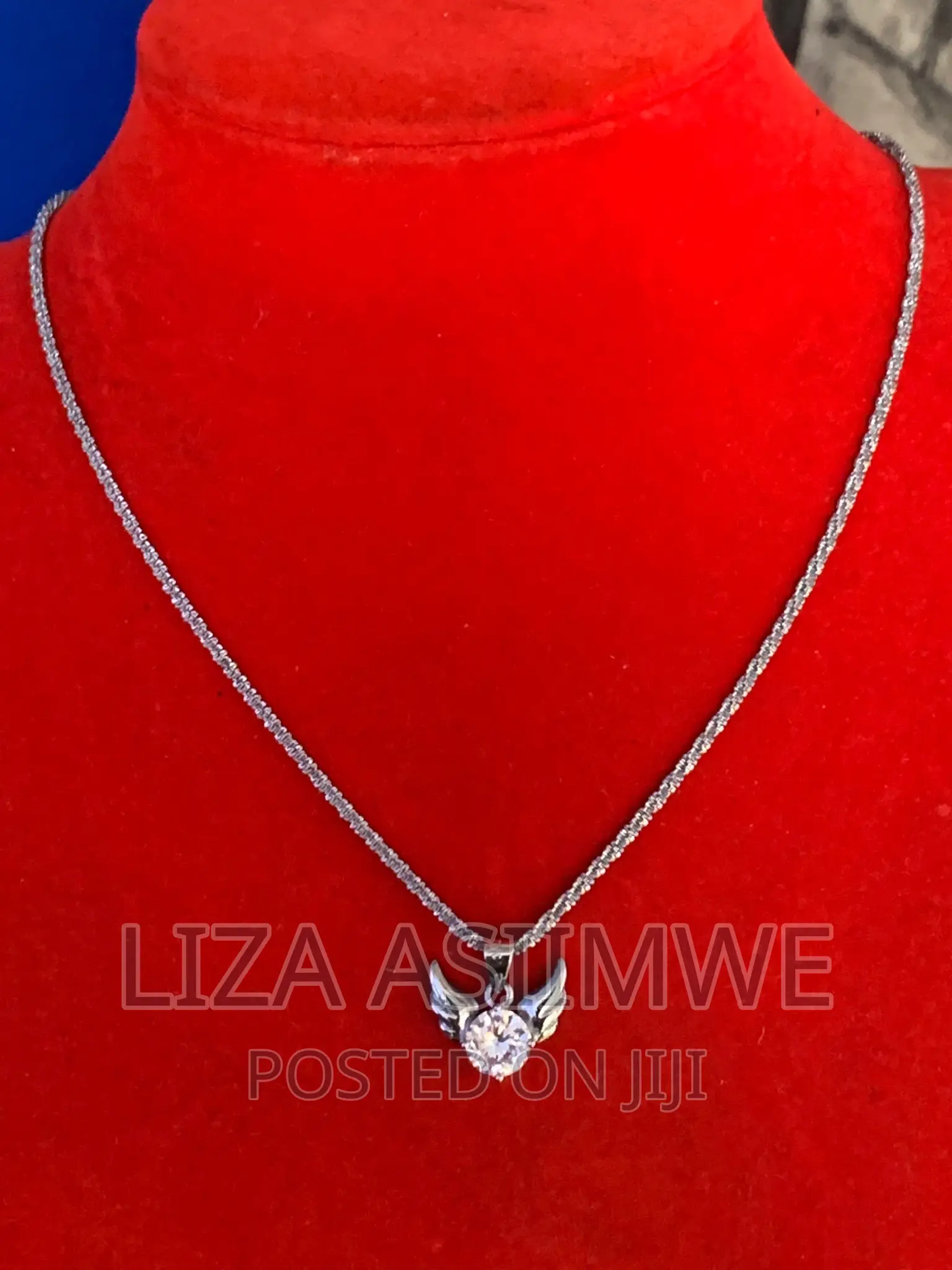 Lady’S Necklaces