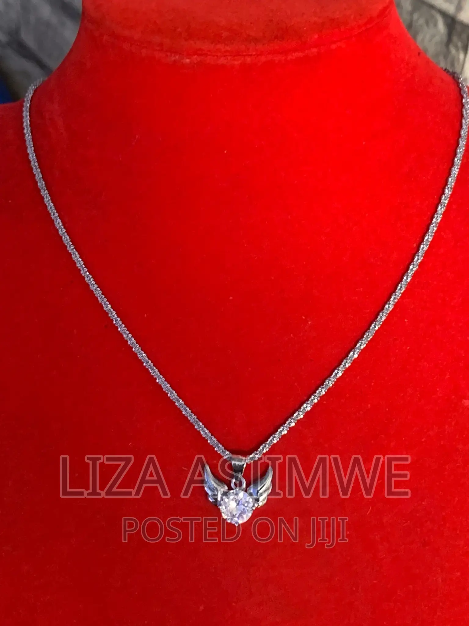 Lady’S Necklaces