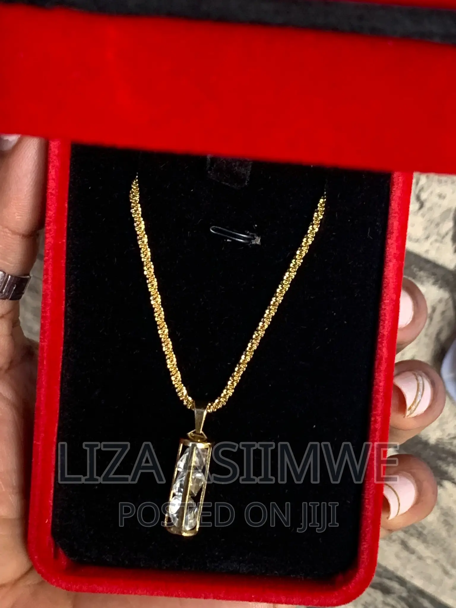 Lady’S Necklaces