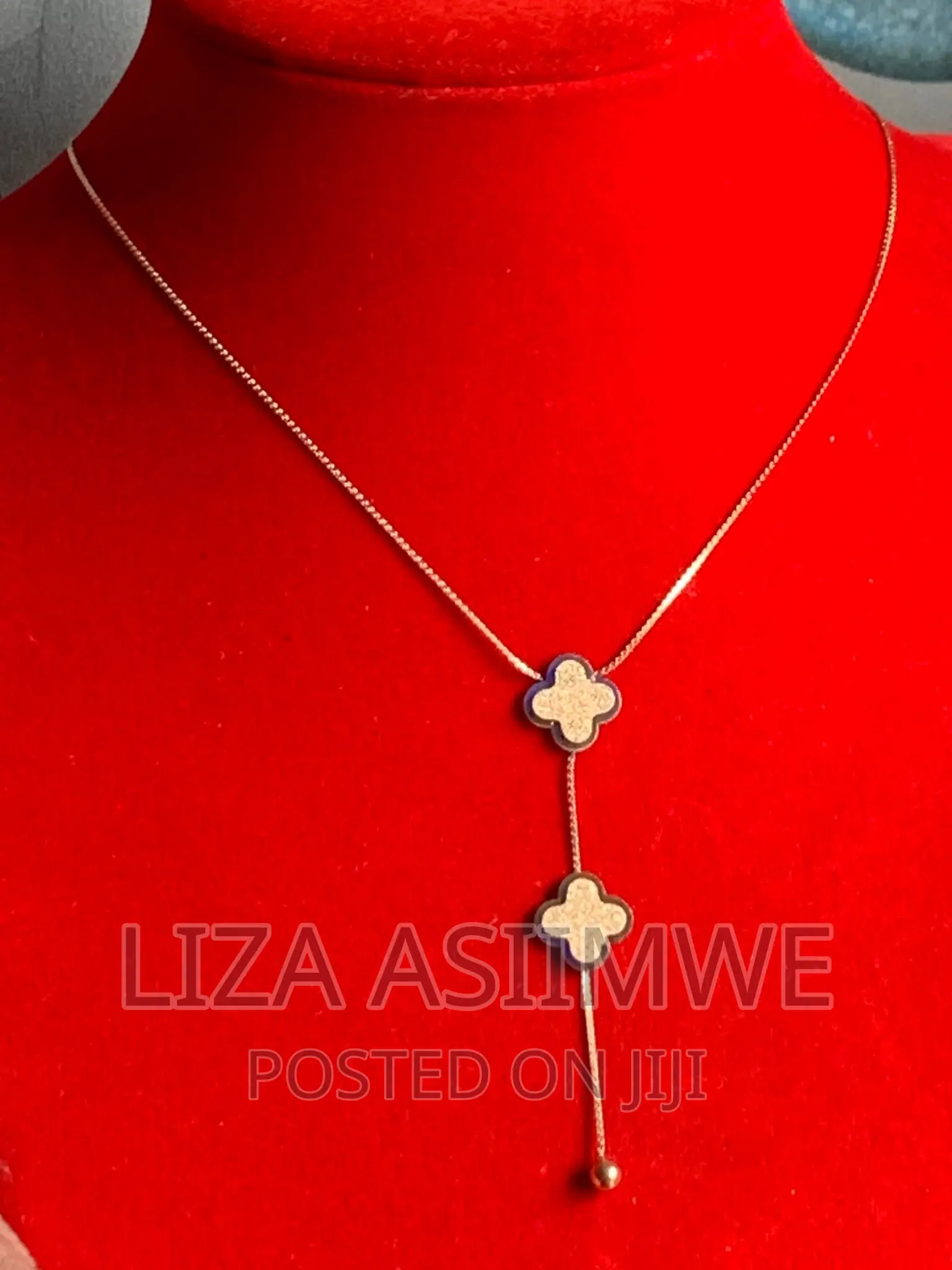 Lady’S Simple and Classy Necklaces
