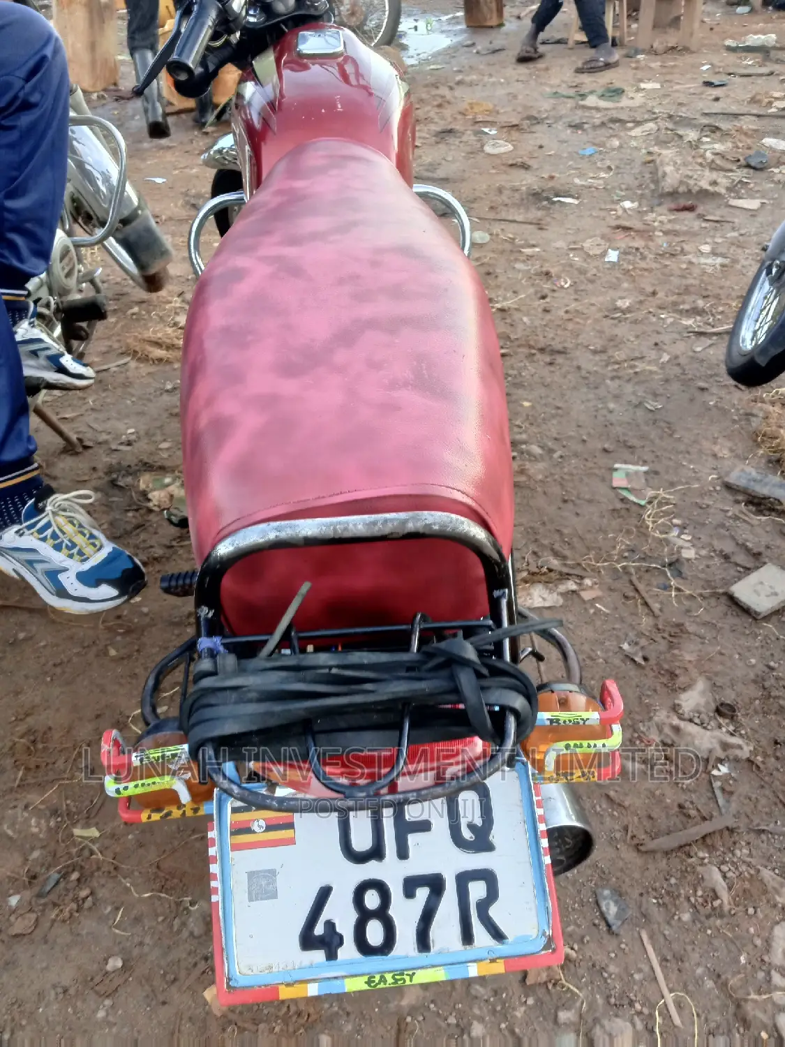 Bajaj Boxer 2023 Red