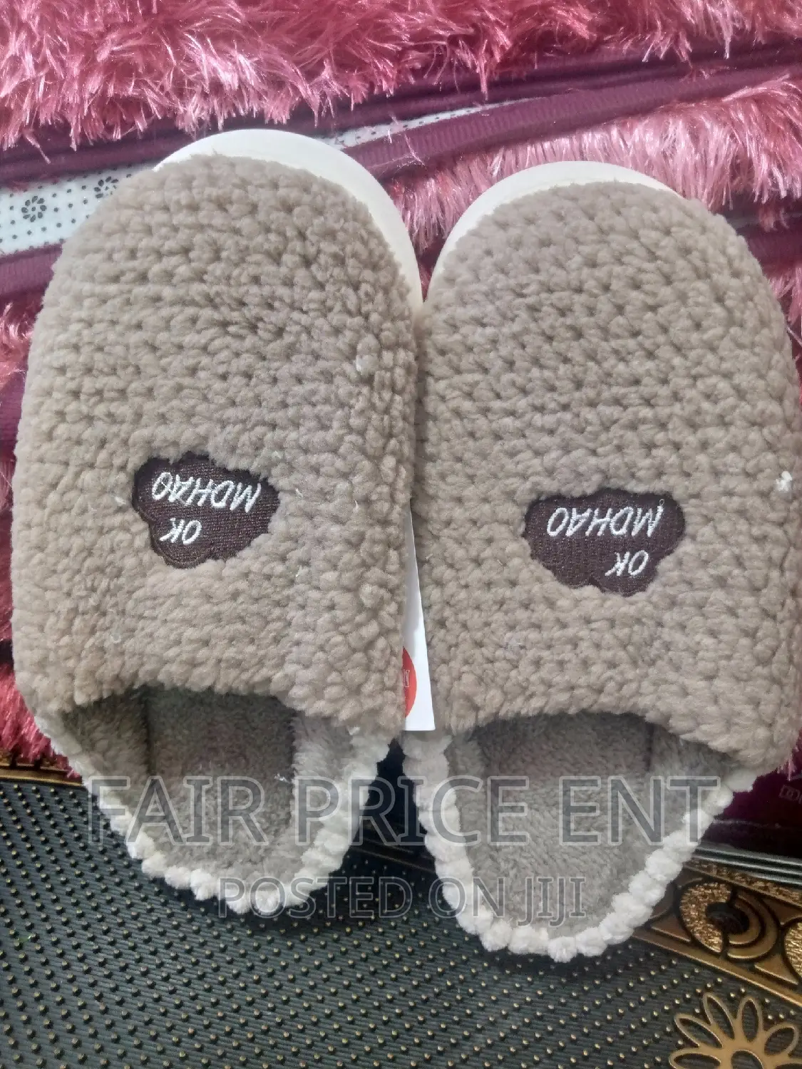 Executive Original Indoor Slippers. (Gray)