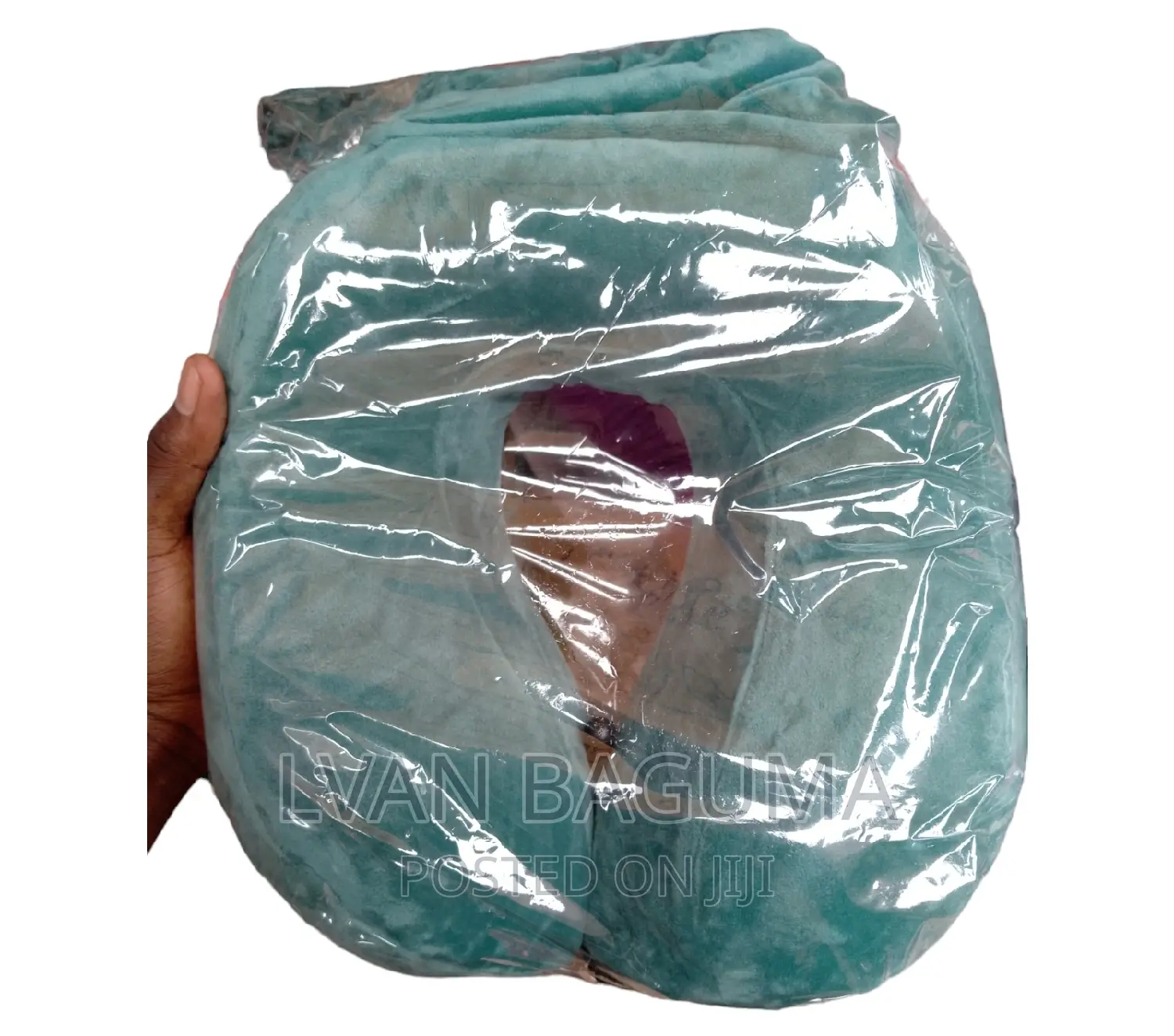 Travel Neck Pillow - Comfortable