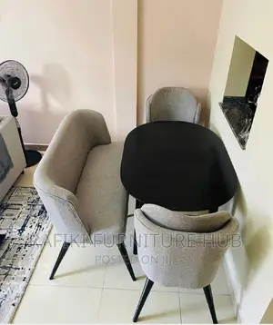 Wooden Dinning Table / 4seaters / Best / Furniture / Dining