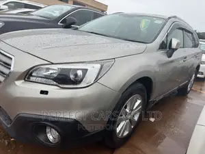 Photo - Subaru Outback 2015 Beige