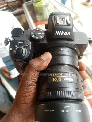 Nikon D Z5