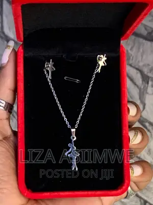 Lady’S Necklaces
