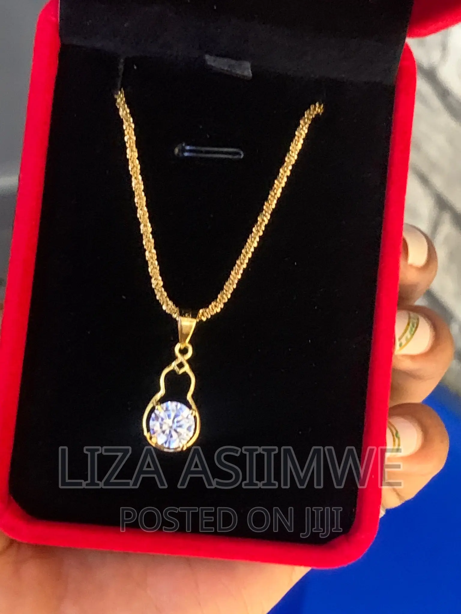 Lady’S Necklaces