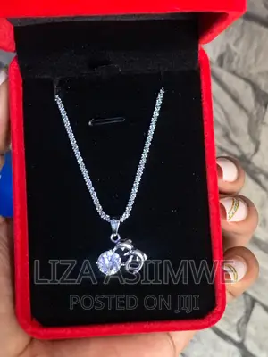 Lady’S Necklaces