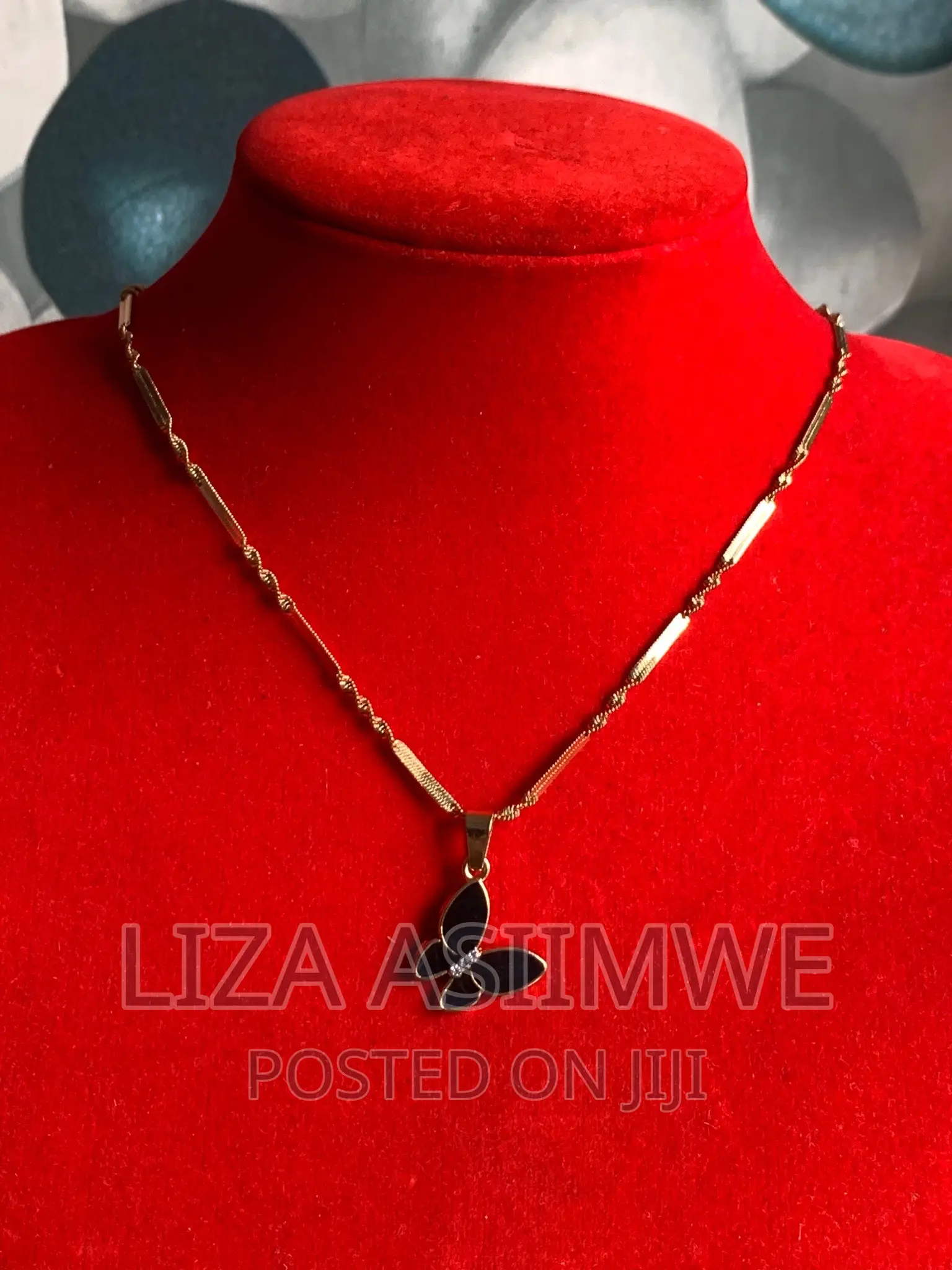 Lady’S Necklaces With a Butterfly Pendant