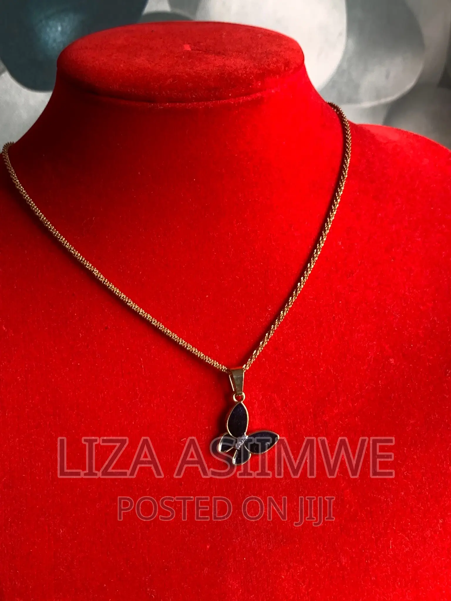 Lady’S Necklaces