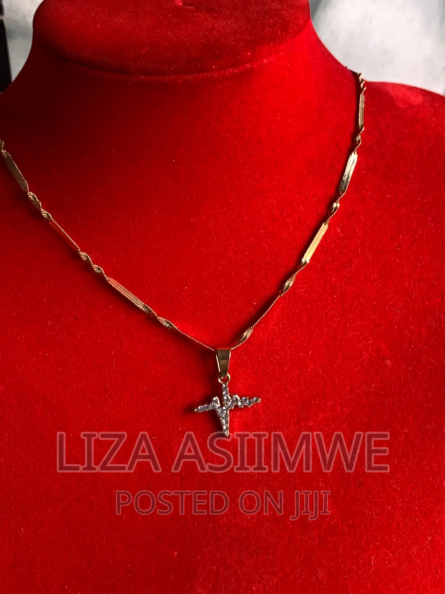 Lady’S Necklaces