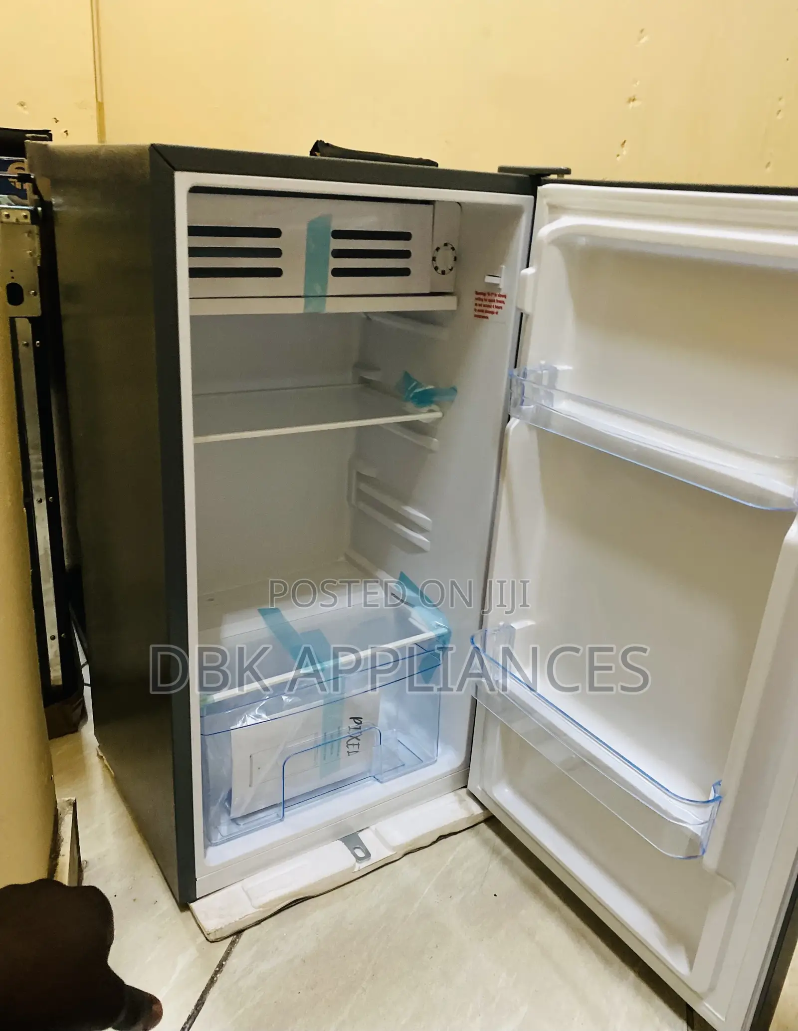 PIXEL 120L SINGLE Door Refrigerator Original on Offer Sale
