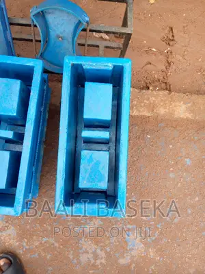 Concrete Block Moulds/Hollow Blocks/6 Inches Blue Colour