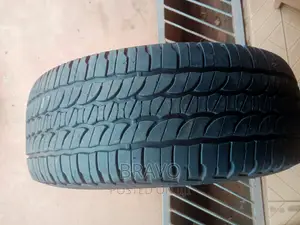 275/65r17 Michelin Good Condition.