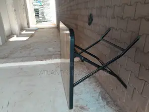 Black Legs Foldable Table