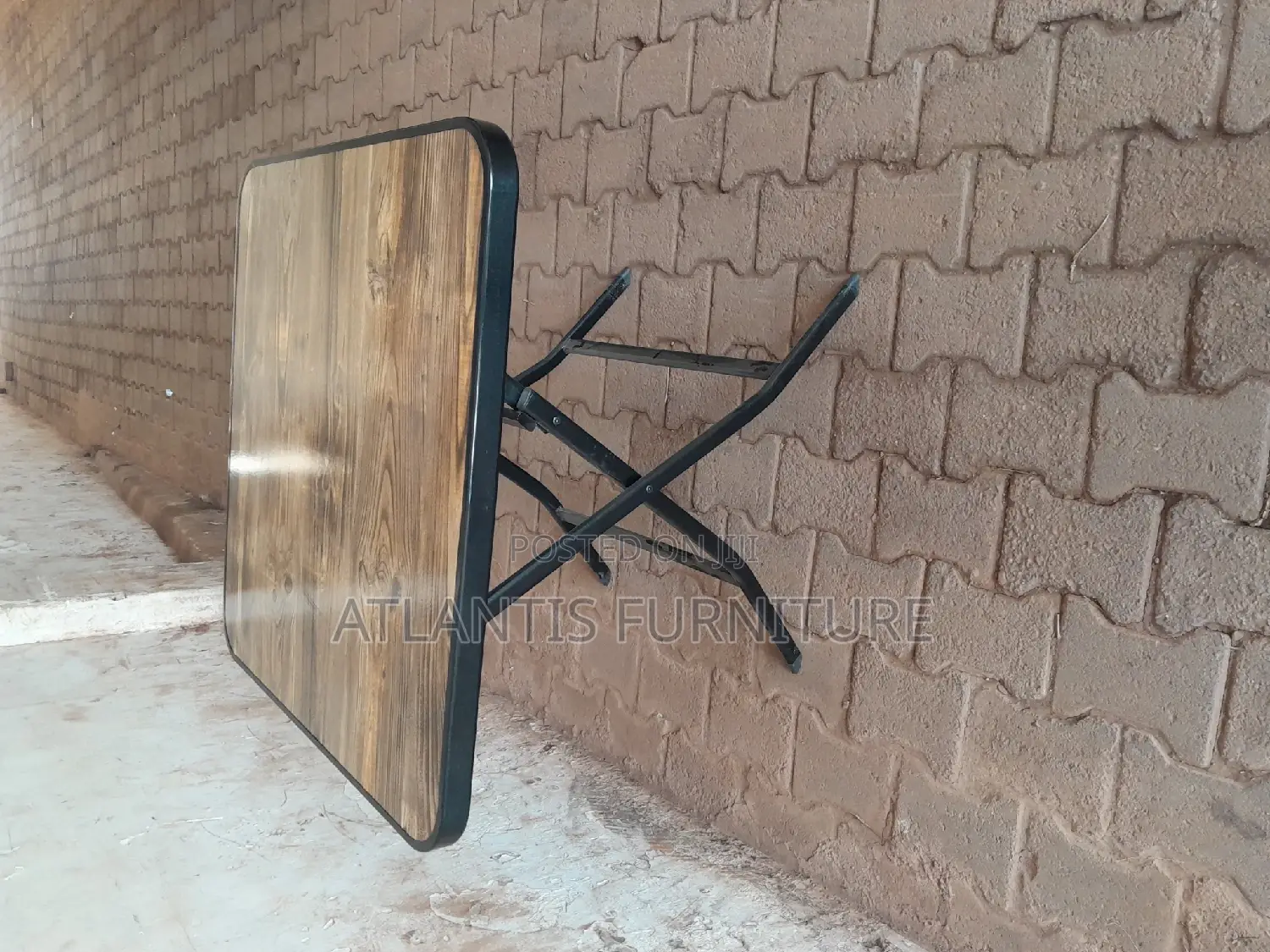 Black Legs Foldable Table